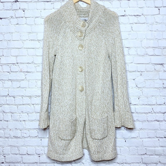Old Navy Women's Knitted Cardigan Sweater Medium - Picture 1 of 6